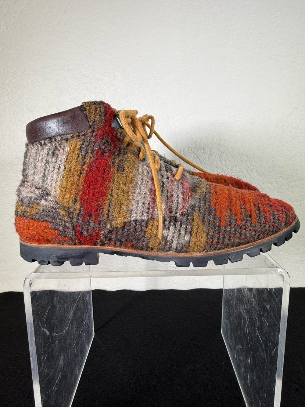 Woolrich Beebe Wool Blanket Lace Up Ankle Boots Booties Vibram Lug Soles Size 7